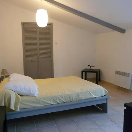 Holiday home Agreable Mas Au Calme Jusqu'a 11 Pers. Pres D'uzes