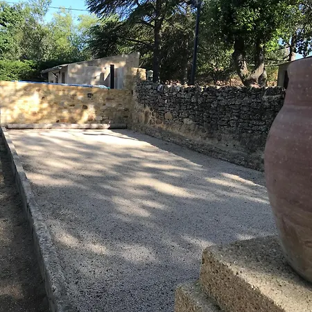 Agreable Mas Au Calme Jusqu'a 11 Pers. Pres D'uzes Holiday home Saint-Laurent-la-Vernede