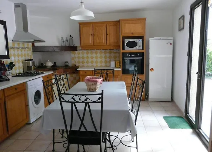 Agreable Mas Au Calme Jusqu'a 11 Pers. Pres D'uzes * Saint-Laurent-la-Vernède